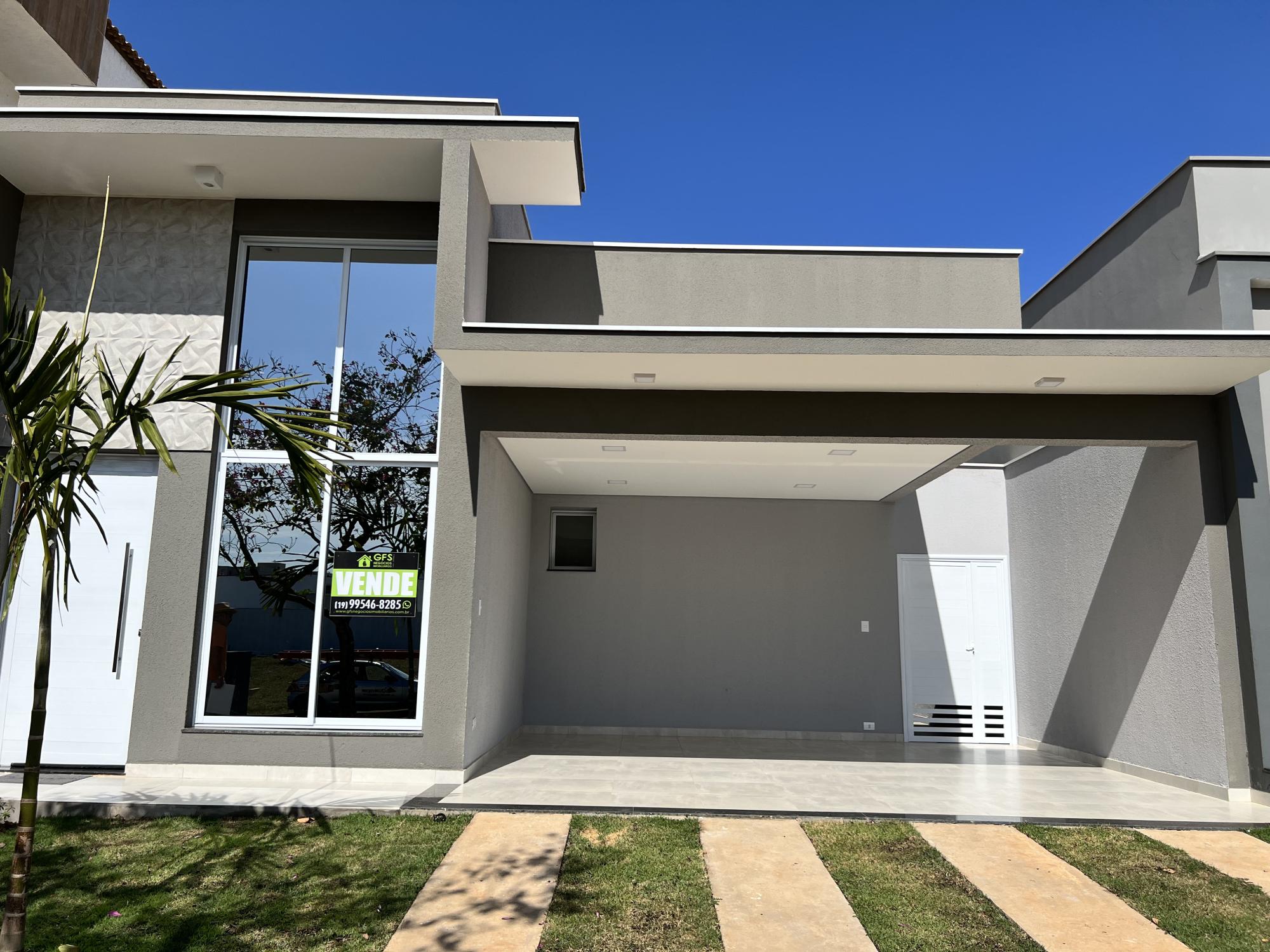 Faixada Moderna, casa aconchegante e fino acabamento