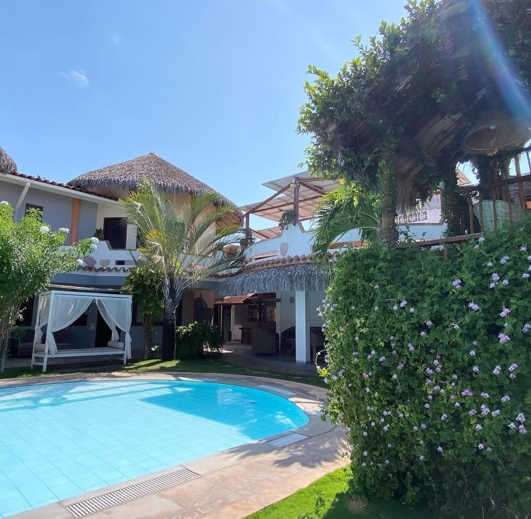 HOTEL A VENDA
