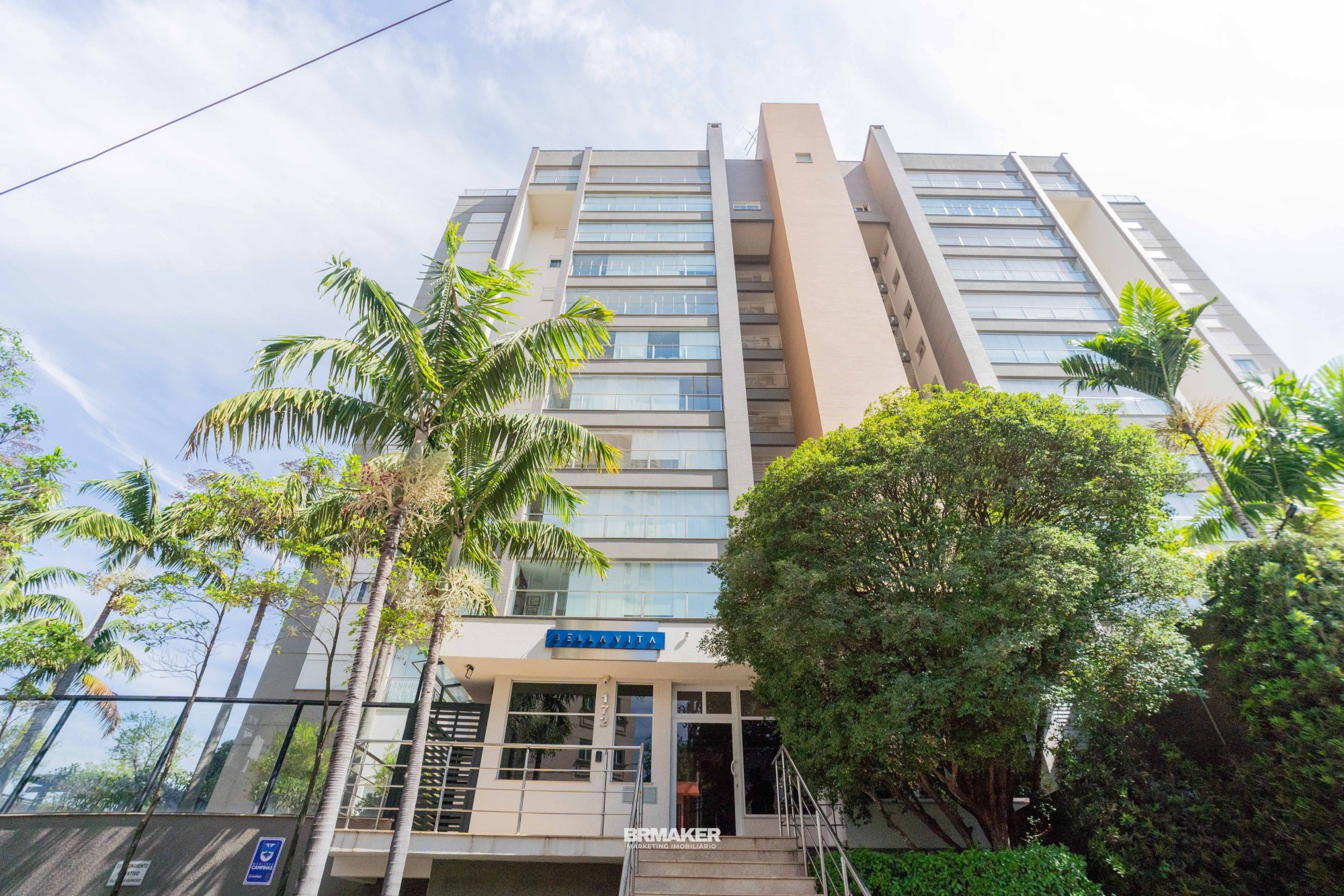 Design contempor�neo, localiza��o privilegiada e o charme �nico do Bella Vita Cambu�.