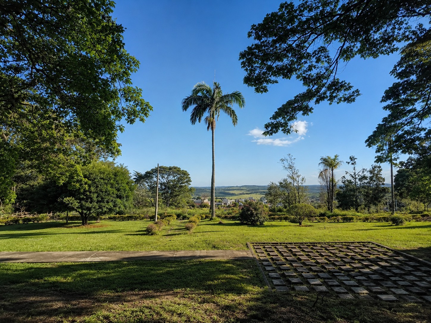 Viva o equil�brio perfeito entre natureza, seguran�a e qualidade de vida em Jaguari�na.