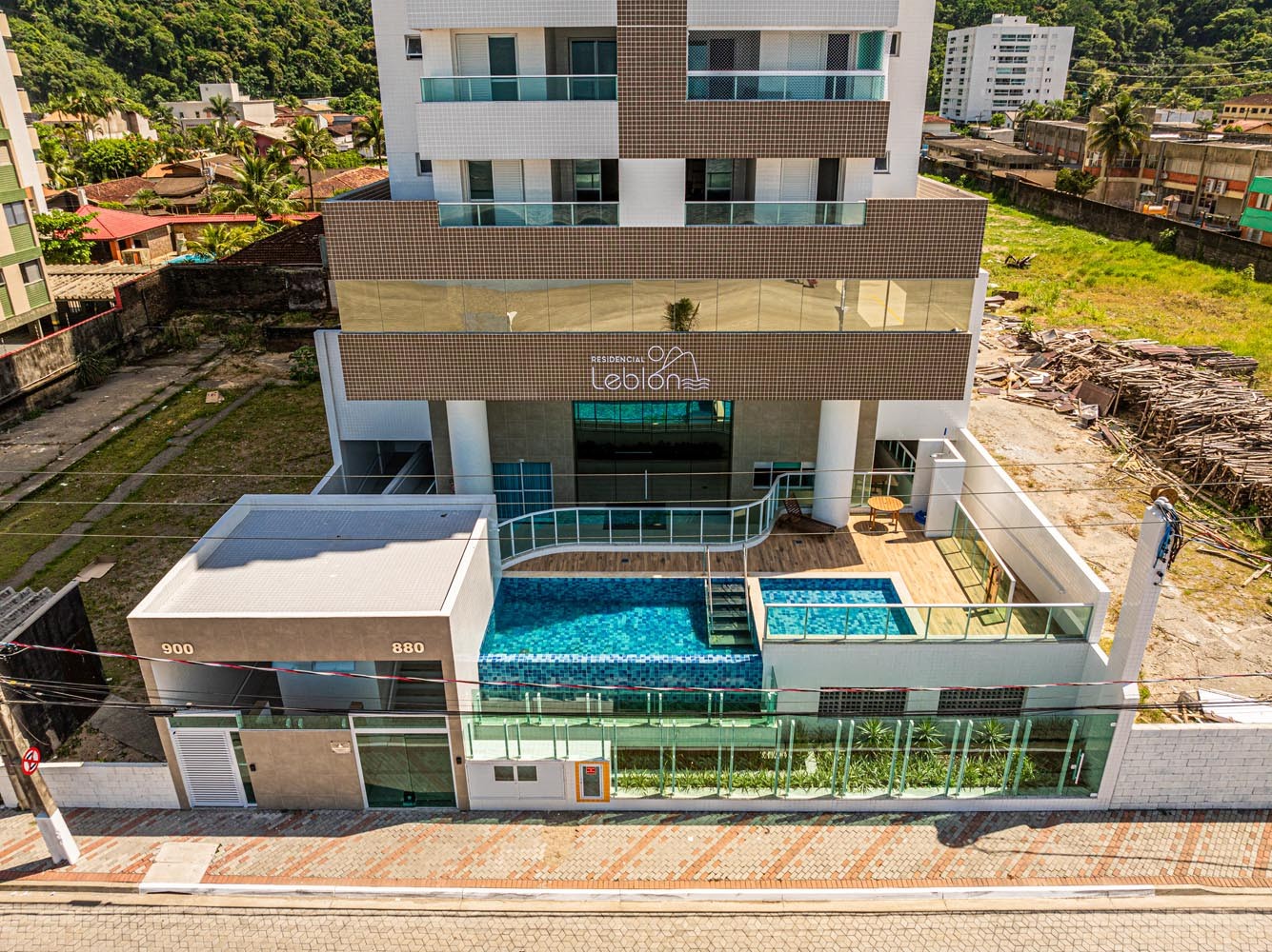 Residencial Leblon – Apartamentos Frente ao Mar em