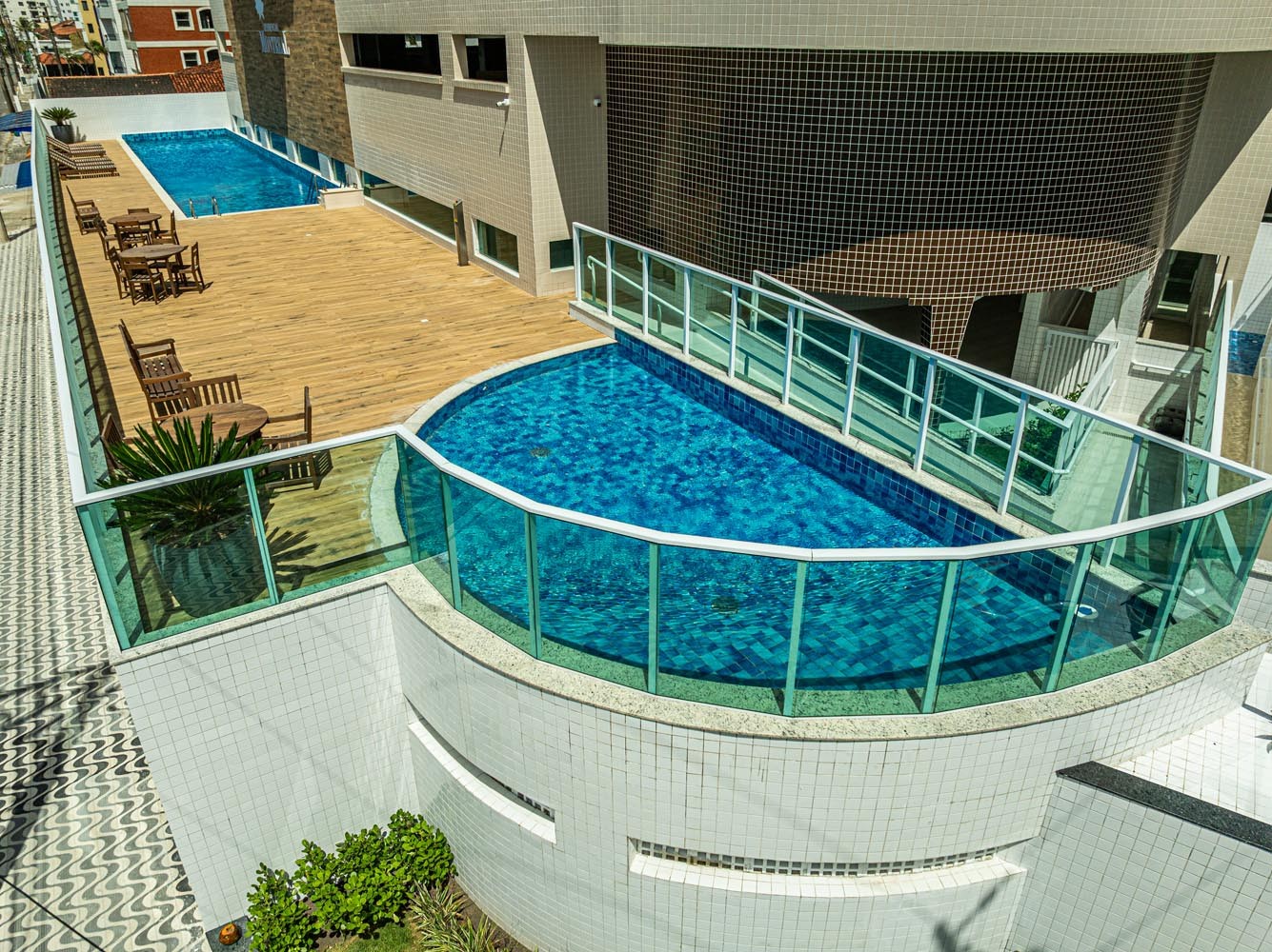 Residencial Montreal – Apartamentos Frente ao Mar