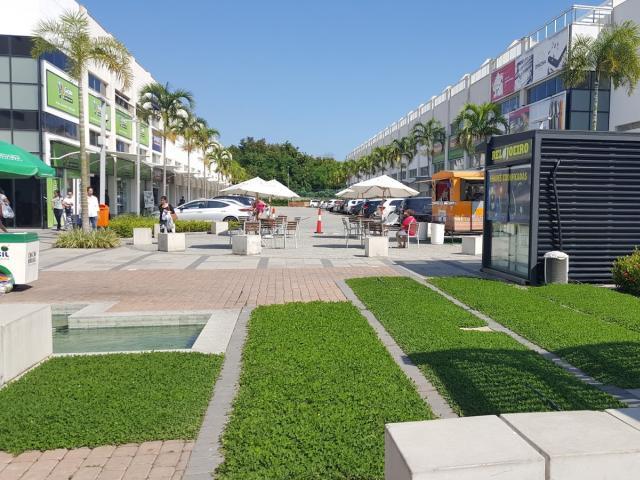 22/04/2021 LEIL�O R$573.247,00 BARRA DA TIJUCA Loja 62m2 UPTOWN Shopping T�rreo com jirau
