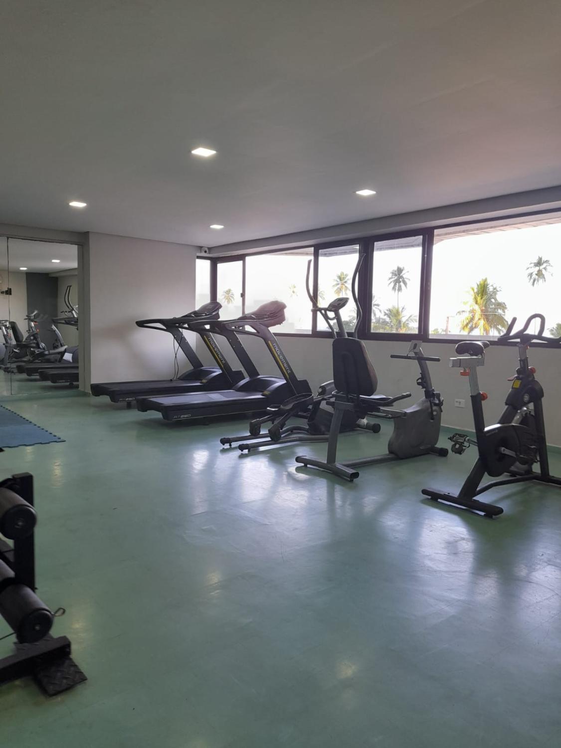 Academia para o seu treino do dia-a-dia dentro do condom�nio, chame o seu Personal-Trainer, e fa�a seus exerc�cios sem sair de casa!