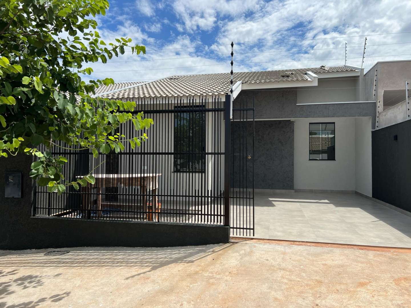 Imagine conquistar o seu lar pr�prio e dizer adeus ao aluguel! Agora, isso � poss�vel gra�as ao programa Minha Casa Minha Vida. Com prazos de at� 35 anos para quitar seu im�vel, as parcelas mensais se tornam leves como nunca, ajustando-se perfeitamen